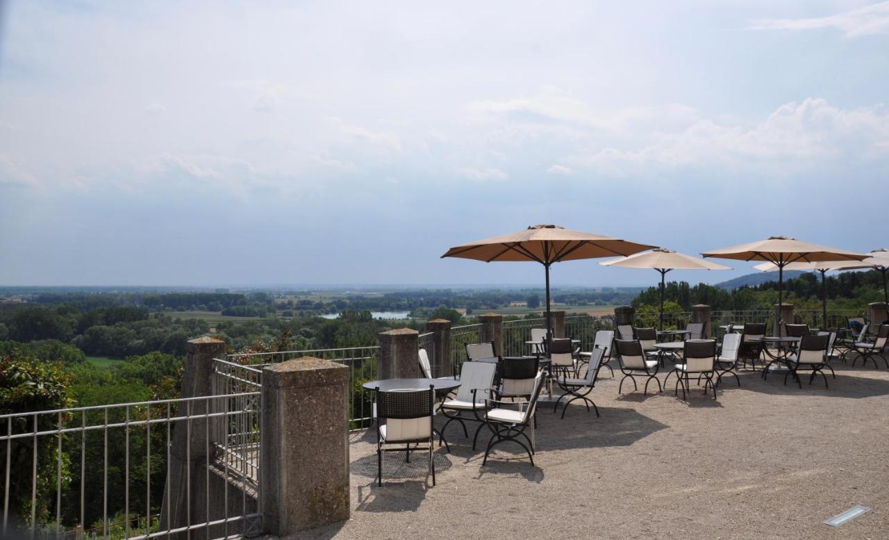 Hotel Schloss Leitheim Extérieur photo
